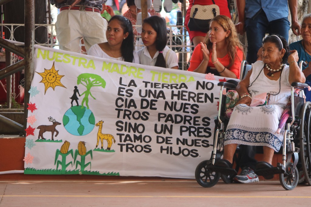 El Día de la Tierra se celebra el 22 de abril, pero Tejutla en el Departamento de Chalatenango, preparó lo suyo el 6 de mayo. /Foto de Manuel Cubías.