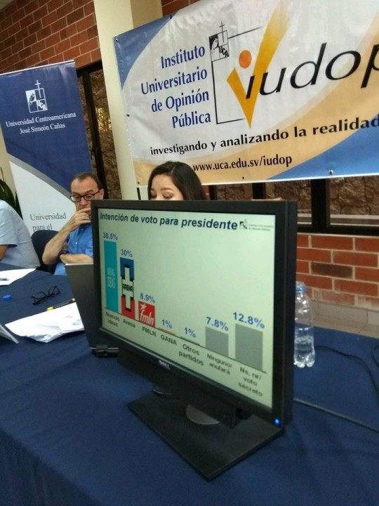 El 76.5% opinó que el presidente Salvador Sánchez Cerén está gobernando mla el país, frente a un 17.2% que opina lo contrario. / Foto de Vilma Laínez.