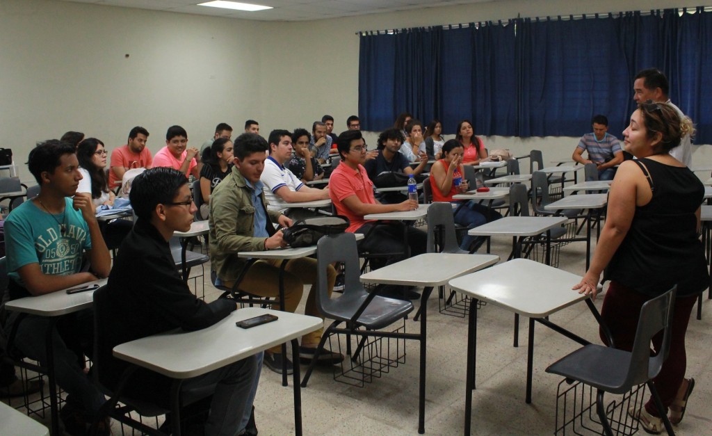 Los estudiantes de comunicación de la UCR compartieron experiencias con sus similares de la UCA. La experiencia fue muy enriquecedora./ Foto de Ovidio Bautista.